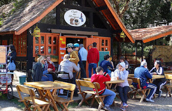 CAFÉ NO BOSQUE!