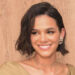 Bruna Marquezine esclarece polêmica em foto com fã: ‘Não disse nada’