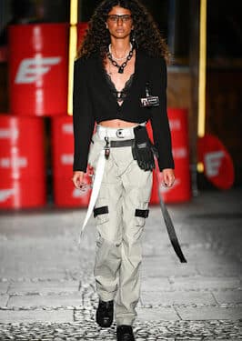SÃO PAULO FASHION WEEK  48, PARA LER E OUVIR.