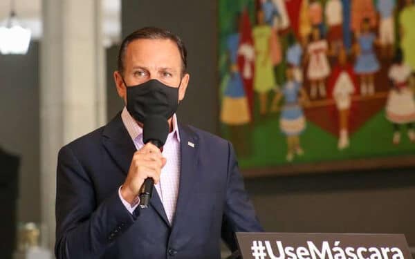 'Bolsonaro comete ato criminoso', diz João Doria sobre vacina 45 ‘Bolsonaro comete ato criminoso’, diz João Doria sobre vacina