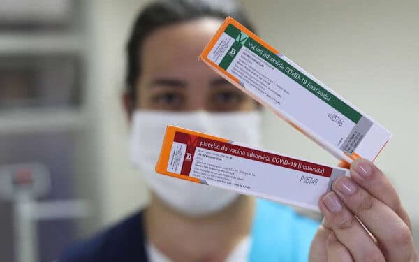 Vacinação contra covid será simultânea em todo o País, diz Ministério da Saúde. 45 Vacinação contra covid será simultânea em todo o País, diz Ministério da Saúde.