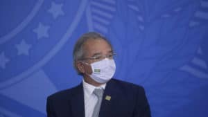 Guedes diz agora que Orçamento é 'exequível' com acordo que tira do teto despesas com a covid 46 BB1fRdiv 1