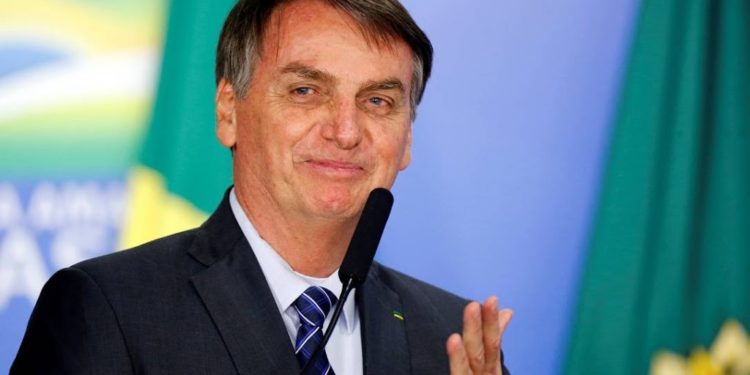 Bolsonaro vai ao STF contra lockdown e toque de recolher em estados e cidades. 45 Bolsonaro vai ao STF contra lockdown e toque de recolher em estados e cidades.