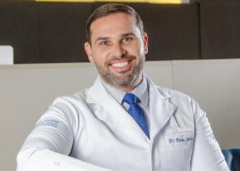 Gastroplastia endoscópica é alternativa para pacientes que necessitam de bariátrica em meio à pandemia