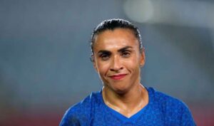 'Podíamos ter saído com a vitória', diz Marta após empate nos Jogos Olímpicos de Tóquio 46 AAMw7MY
