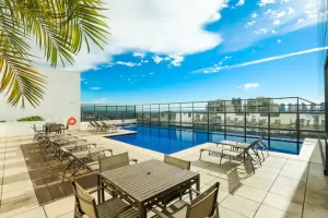 49870 pool view 1 1