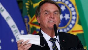 Bolsonaro entrega ao Congresso novo Bolsa Família e proposta para parcelar precatórios 46 58059618 401