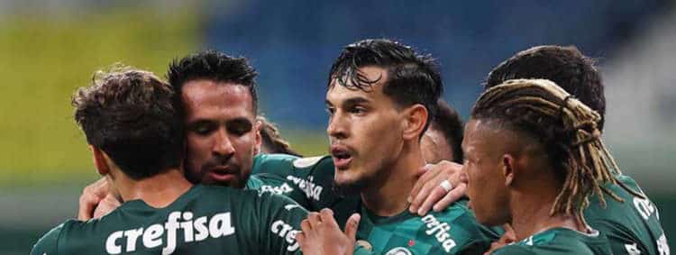 Palmeiras está ‘um patamar abaixo’ de dois rivais na luta por Brasileirão e Libertadores, diz jornalista