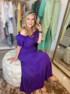 Peças Femininas, com sofisticação e elegância, você encontra na loja Ana Costa Veste. 47 annnns