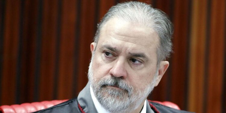 Comissão do Senado inicia sessão para a sabatina do procurador-geral Augusto Aras