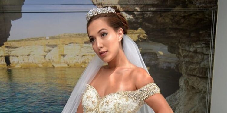 Lassur Ateliê Noiva Moda e Festa, Realizando Sonhos com Sofisticação, elegância e requinte.