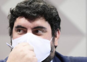 CPI da Covid: Marconny Faria nega ser lobista da Precisa Medicamentos; acompanhe