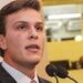 Filho de líder do governo Bolsonaro se descola do presidente em disputa pelo Governo de Pernambuco