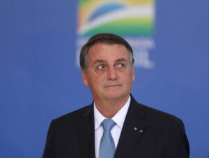 Governo acerta mudança no teto de gastos e Bolsonaro terá mais R$ 83,6 bi em ano eleitoral 46 AAOMCNo