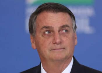 Governo acerta mudança no teto de gastos e Bolsonaro terá mais R$ 83,6 bi em ano eleitoral