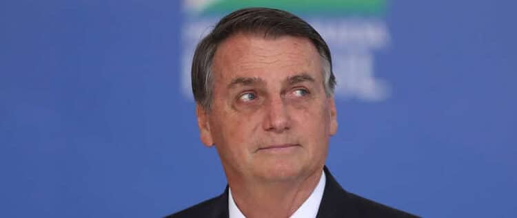 “Não vai ser uma eleição difícil”, diz Bolsonaro sobre 2022 45 Governo acerta mudança no teto de gastos e Bolsonaro terá mais R$ 83,6 bi em ano eleitoral