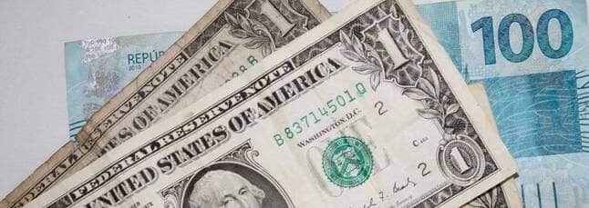 Dólar bate R$ 5,67 após Guedes pedir licença para furar teto por Auxílio Brasil de R$ 400 45 Dólar bate R$ 5,67 após Guedes pedir licença para furar teto por Auxílio Brasil de R$ 400