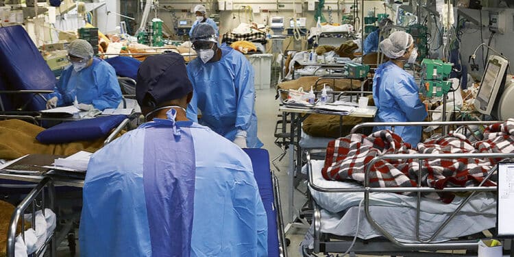 Covid-19: Outubro é o mês com menos mortes desde abril de 2020