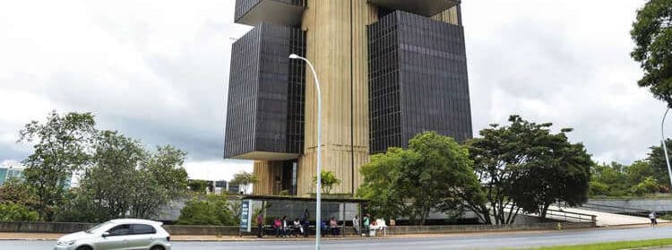 Analistas do mercado pioram projeções para a inflação e o crescimento do PIB
