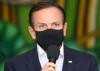 Governo Doria exigirá passaporte da vacina de servidores