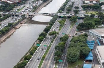 Pista central da Marginal do Tietê deve ser liberada na tarde desta quinta-feira