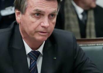 Bolsonaro critica Fachin e diz que ministros do STF querem deixá-lo inelegível