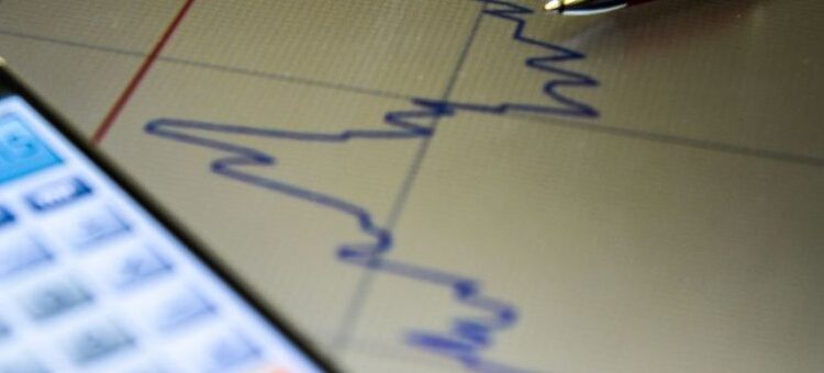 Mercado já prevê Selic a 12,25% e fim de alta de juros só em maio após ata do BC 45 Mercado já prevê Selic a 12,25% e fim de alta de juros só em maio após ata do BC