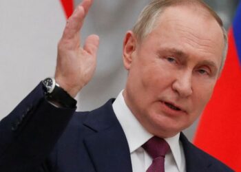 Guerra faz UEFA transferir final da Champions da Rússia para a França