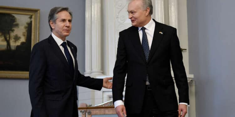 Putin não vai parar na Ucrânia", afirma presidente lituano a Blinken 45 Putin não vai parar na Ucrânia”, afirma presidente lituano a Blinken