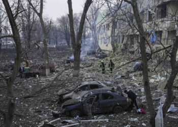 Exército russo dá ultimato para forças da Ucrânia deixarem Mariupol
