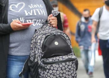 Lucro com Pix atrai PCC para roubos de celular em bairros nobres de SP