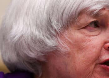 Yellen diz que China enfrentará consequências se não ajudar a acabar com guerra na Ucrânia