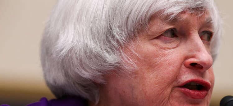 Yellen diz que China enfrentará consequências se não ajudar a acabar com guerra na Ucrânia 45 Yellen diz que China enfrentará consequências se não ajudar a acabar com guerra na Ucrânia