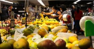 Alimentos ficam 15% mais caros no Brasil em um ano, segundo o IBGE 46 Sem titulo 37