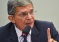 ‘É mais fácil encontrar culpado do que solução’, diz Silva e Luna sobre preço dos combustíveis