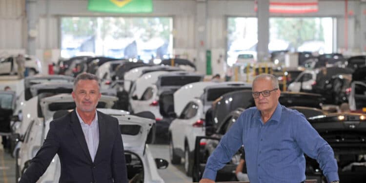 Transformação de carro de passeio em viatura e ambulância movimenta R$ 800 milhões no Brasil 45 Transformação de carro de passeio em viatura e ambulância movimenta R$ 800 milhões no Brasil