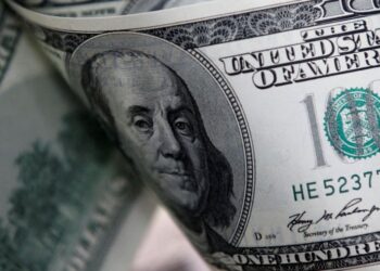 Dólar cai pelo 3° pregão seguido ante real com arrefecimento da moeda no exterior