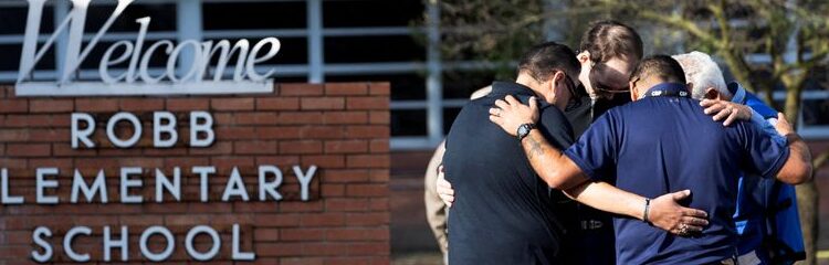 Vítimas de massacre em escola no Texas foram mortas em uma única sala de aula 45 Vítimas de massacre em escola no Texas foram mortas em uma única sala de aula