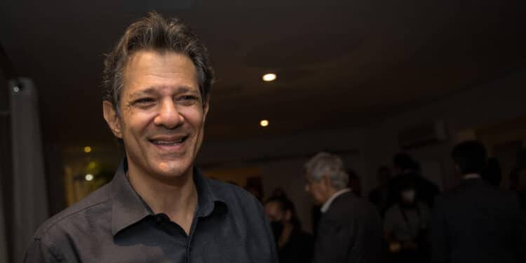 Haddad lança plataforma para recolher sugestões para programa de governo