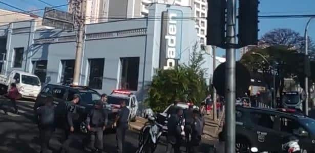 Ataque em ônibus deixa pelo menos 3 passageiros mortos em Piracicaba (SP) 45 Ataque em ônibus deixa pelo menos 3 passageiros mortos em Piracicaba (SP)