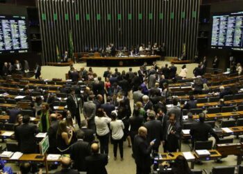 Congresso derruba 13 vetos do presidente Bolsonaro; confira os principais