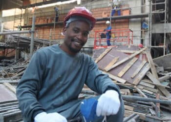 Número de trabalhadores na construção cresce 30% em dois anos e chega ao maior nível desde 2016
