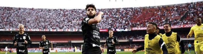 Criança é xingada por torcedores do São Paulo após comemorar gol do Corinthians no Morumbi 45 Criança é xingada por torcedores do São Paulo após comemorar gol do Corinthians no Morumbi