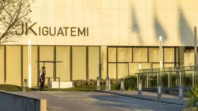 Iguatemi (IGTI11) faz bom negócio com shopping JK Iguatemi, mas ação pesa com oferta para financiar aquisição 45 Iguatemi (IGTI11) faz bom negócio com shopping JK Iguatemi, mas ação pesa com oferta para financiar aquisição