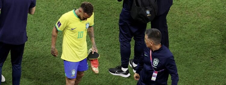 Após 4 anos, Brasil domina Sérvia com ataque mais equilibrado e centroavante de ofício