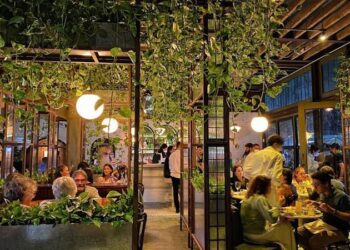 Votre Brasserie é novo hotspot com sua gastronomia francesa e ambiente elegante