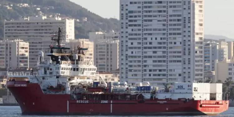 Meloni critica reação ‘injustificável’ da França sobre migrantes