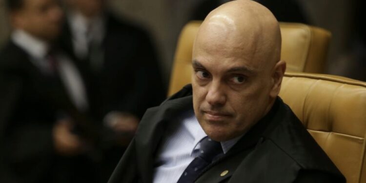 Atos de Moraes põem à prova tese da democracia militante