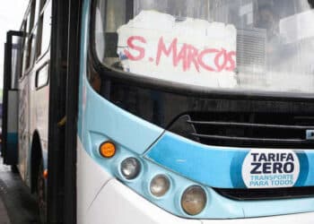 Tarifa zero: conheça a cidade que tem ônibus gratuito e apresentou projeto ao prefeito de SP