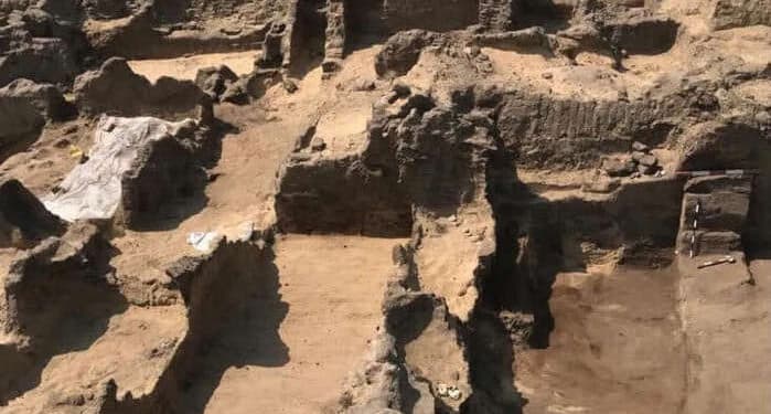 Governo egípcio descobre línguas de ouro em múmias de 2 mil anos de idade 45 Governo egípcio descobre línguas de ouro em múmias de 2 mil anos de idade